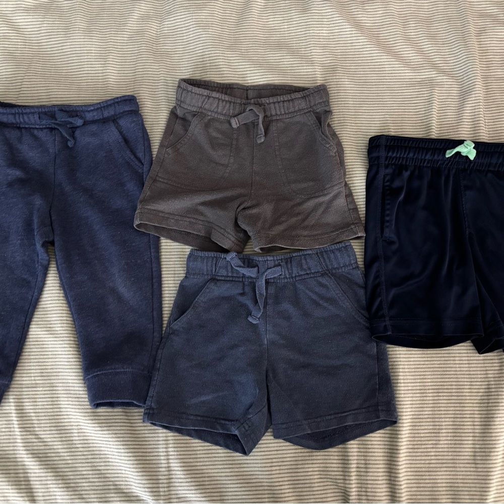 Cat & Jack toddler boys 4 pants bundle - Picture 2 of 7